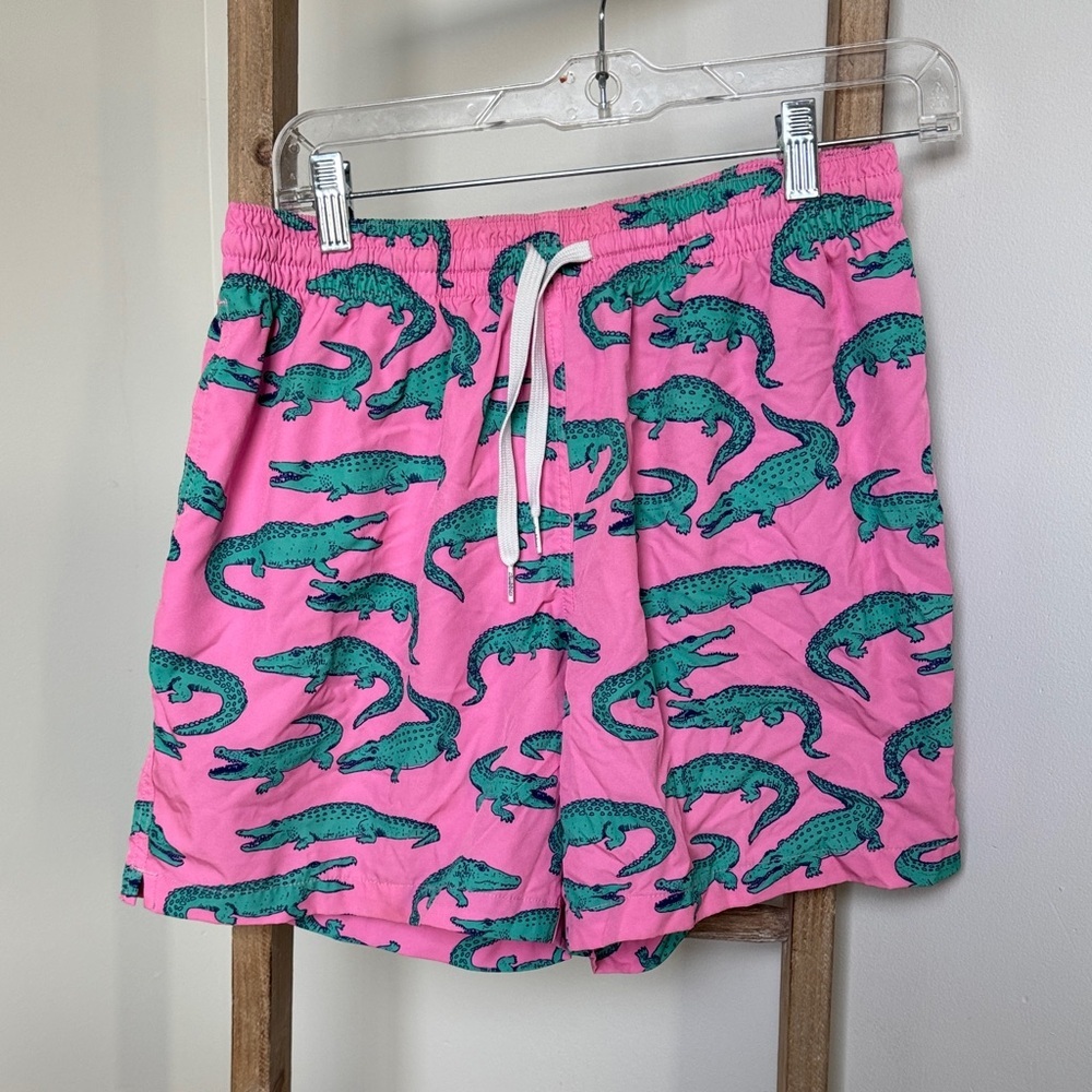 Chubbies Pink swim Shorts with Green Alligator Design